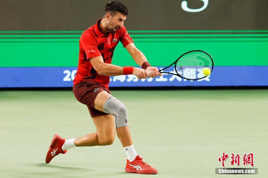 适显得尤为 适显得尤为